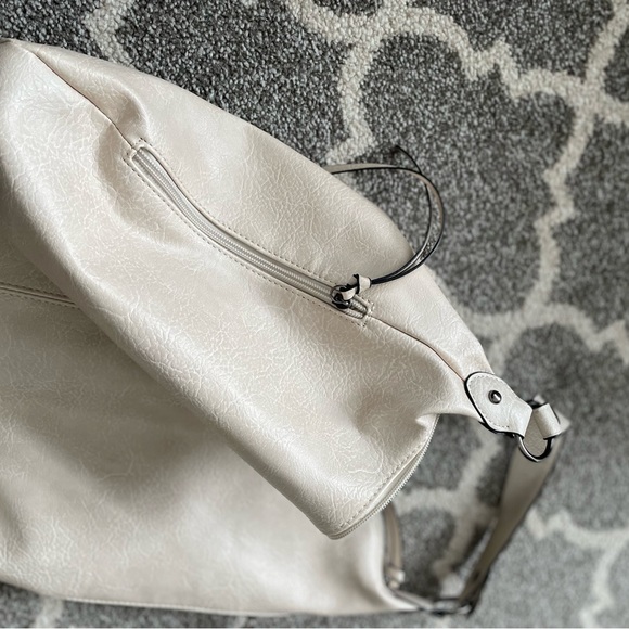 Off white hobo Tote Shoulder-bag - Picture 3 of 6